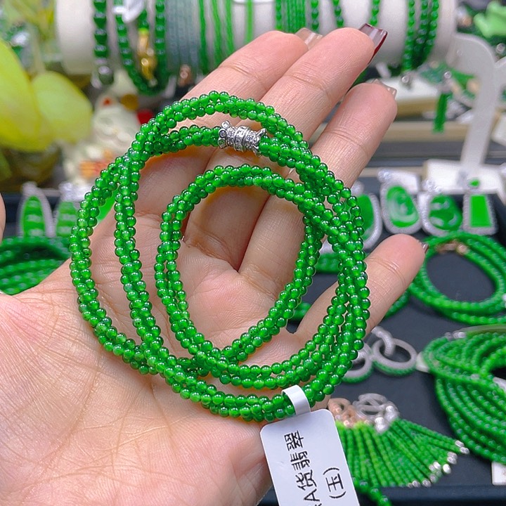 翡翠颈饰未镶嵌麻花项链