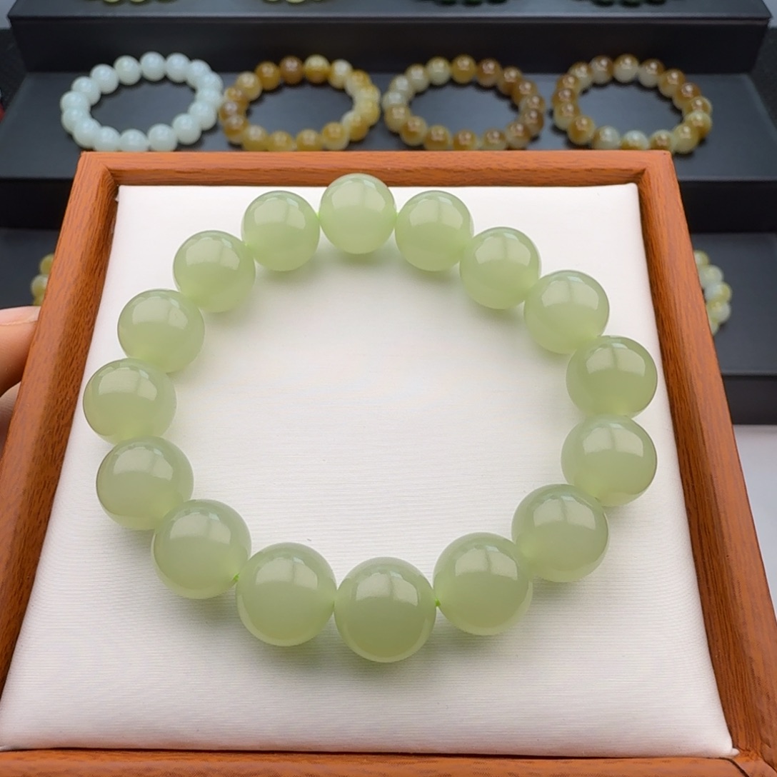 手串未镶嵌和田玉