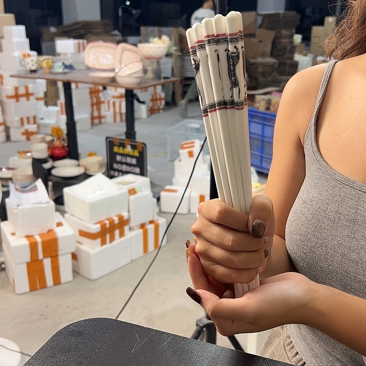 潮州微瑕陶瓷餐具