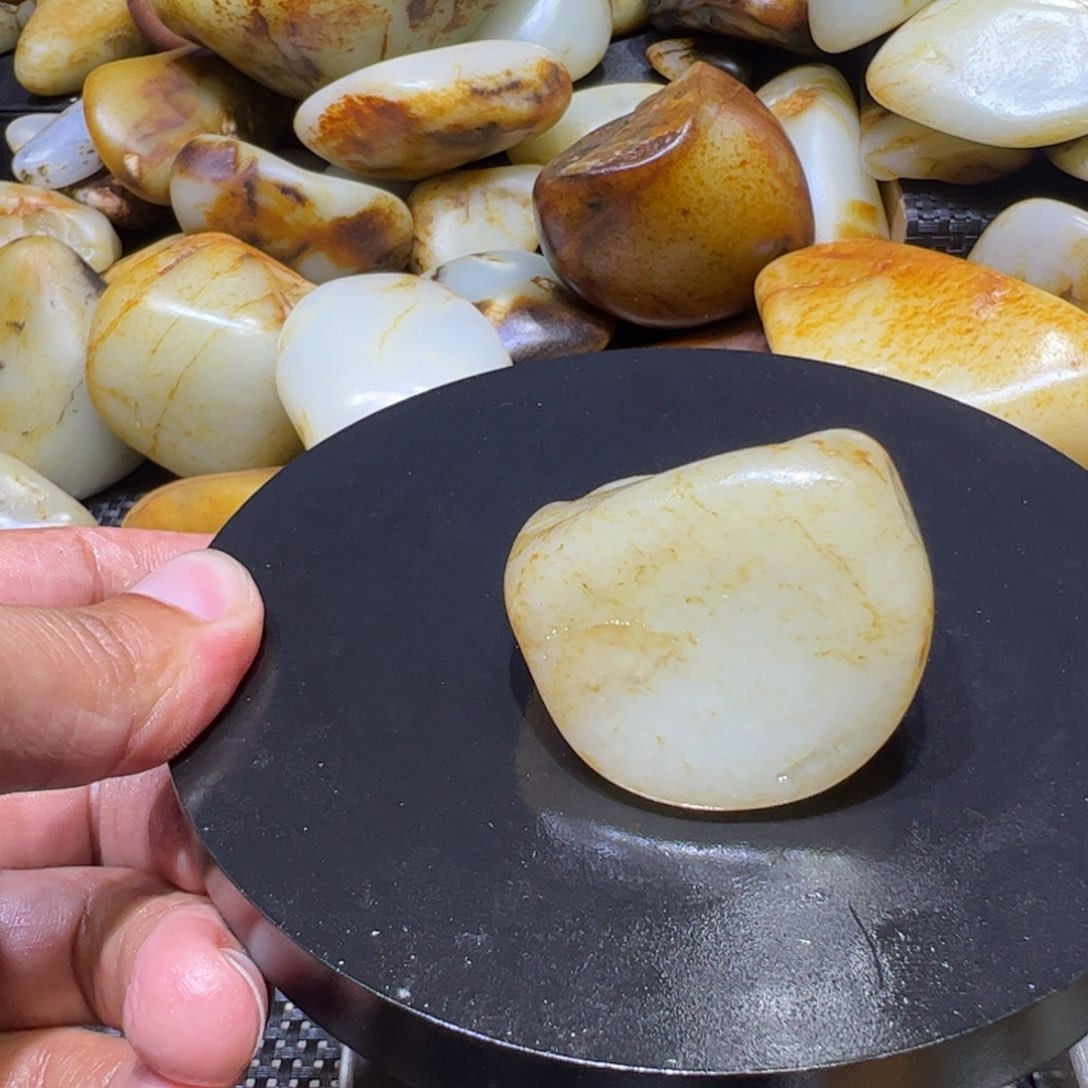 和田玉（子料）未镶嵌颈饰83