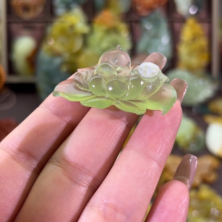 未镶嵌蛇纹石玉颈饰