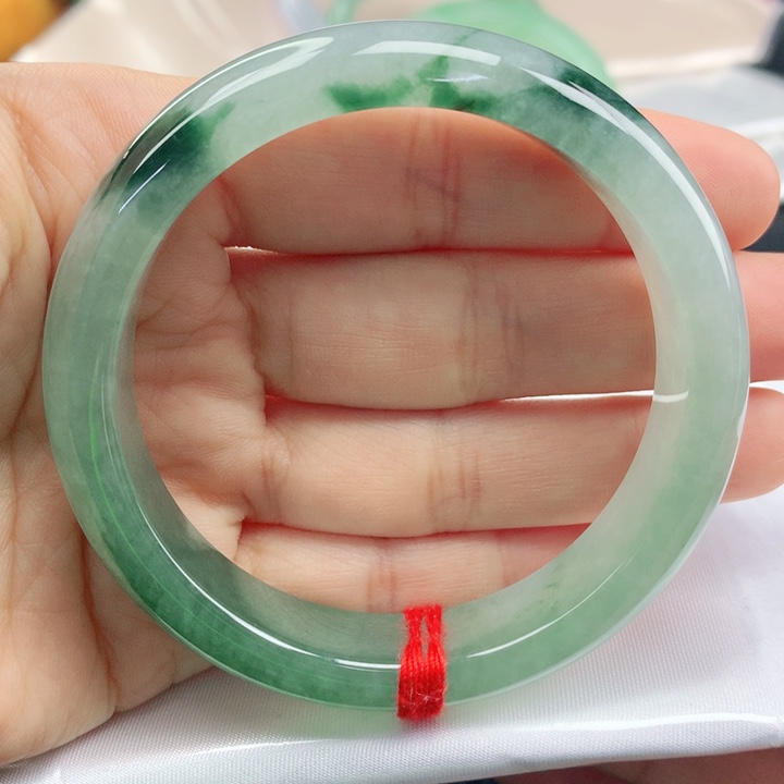 翡翠手镯未镶嵌冰飘花55
