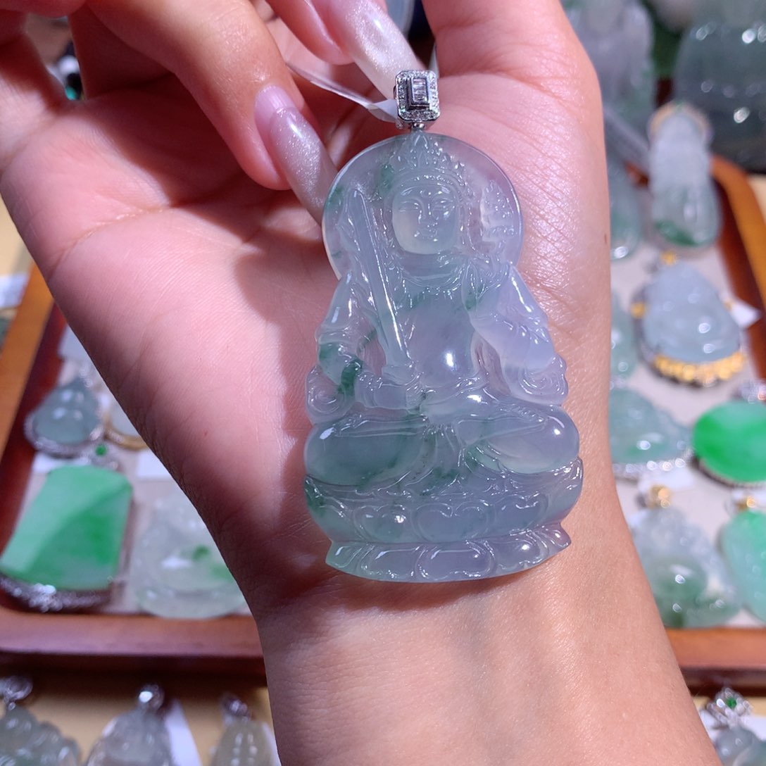 翡翠吊坠(不含链)18K金镶嵌