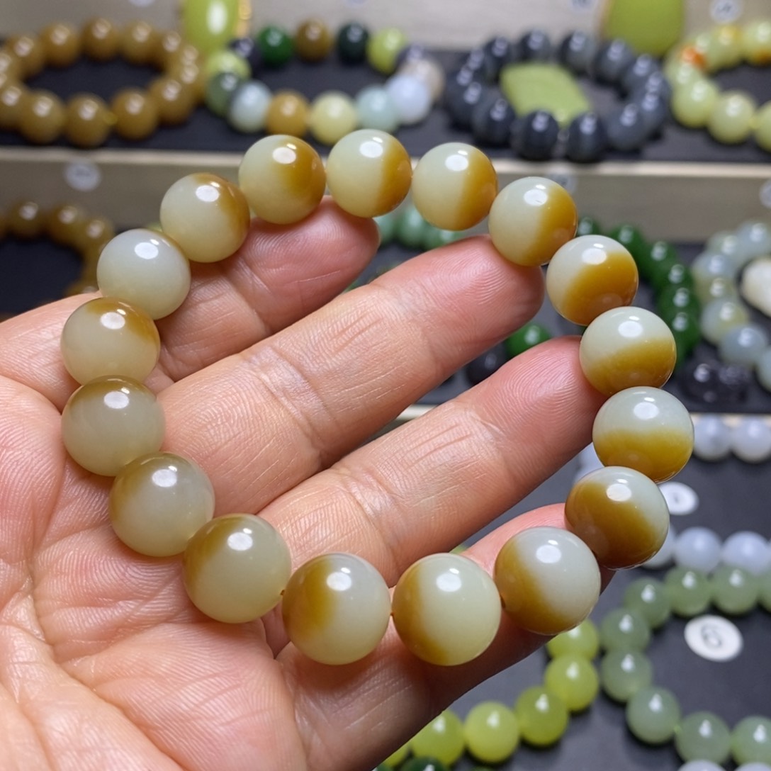 和田玉手串未镶嵌