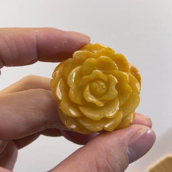 翡翠吊坠(赠链)未镶嵌代编织