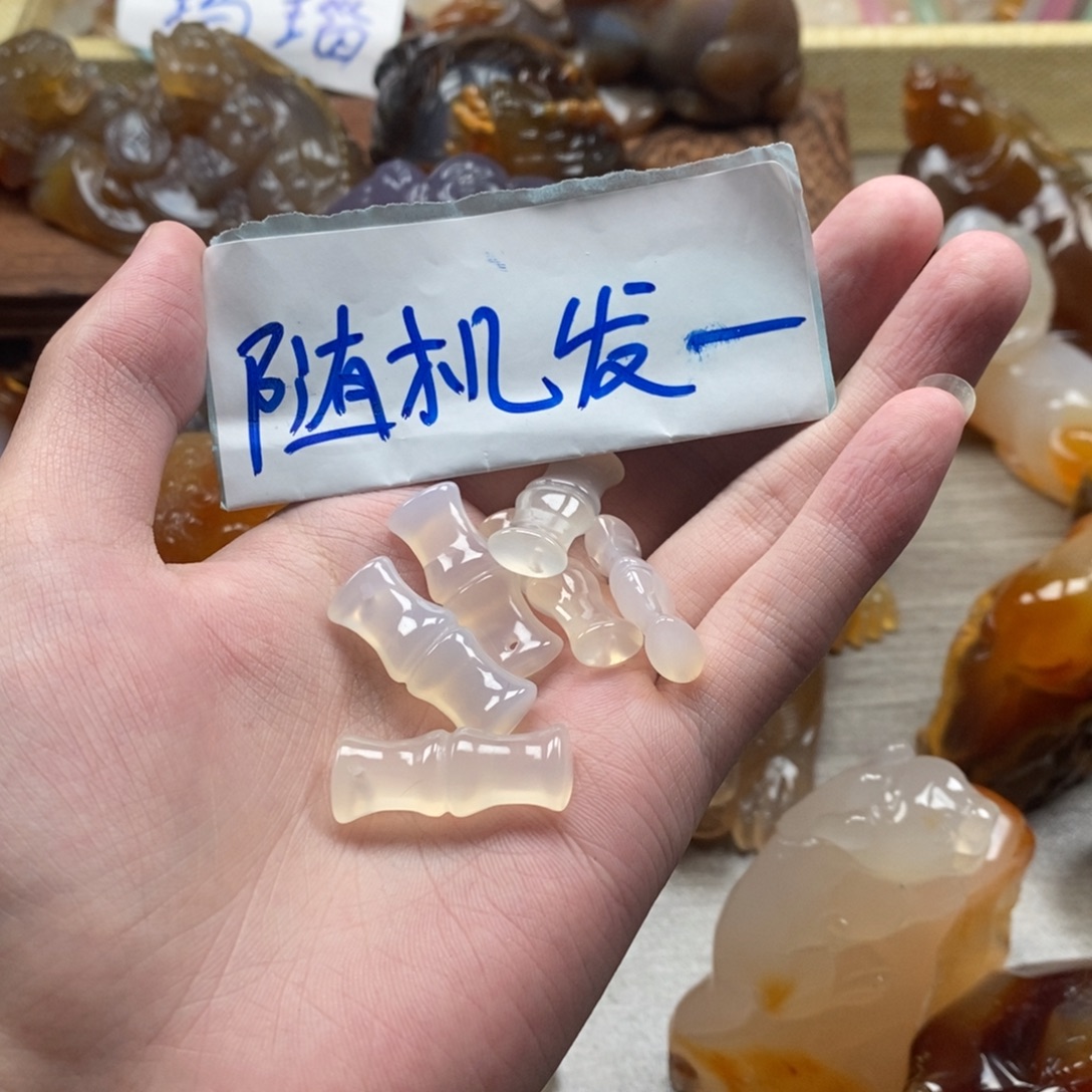 玛瑙/玉髓未镶嵌颈饰