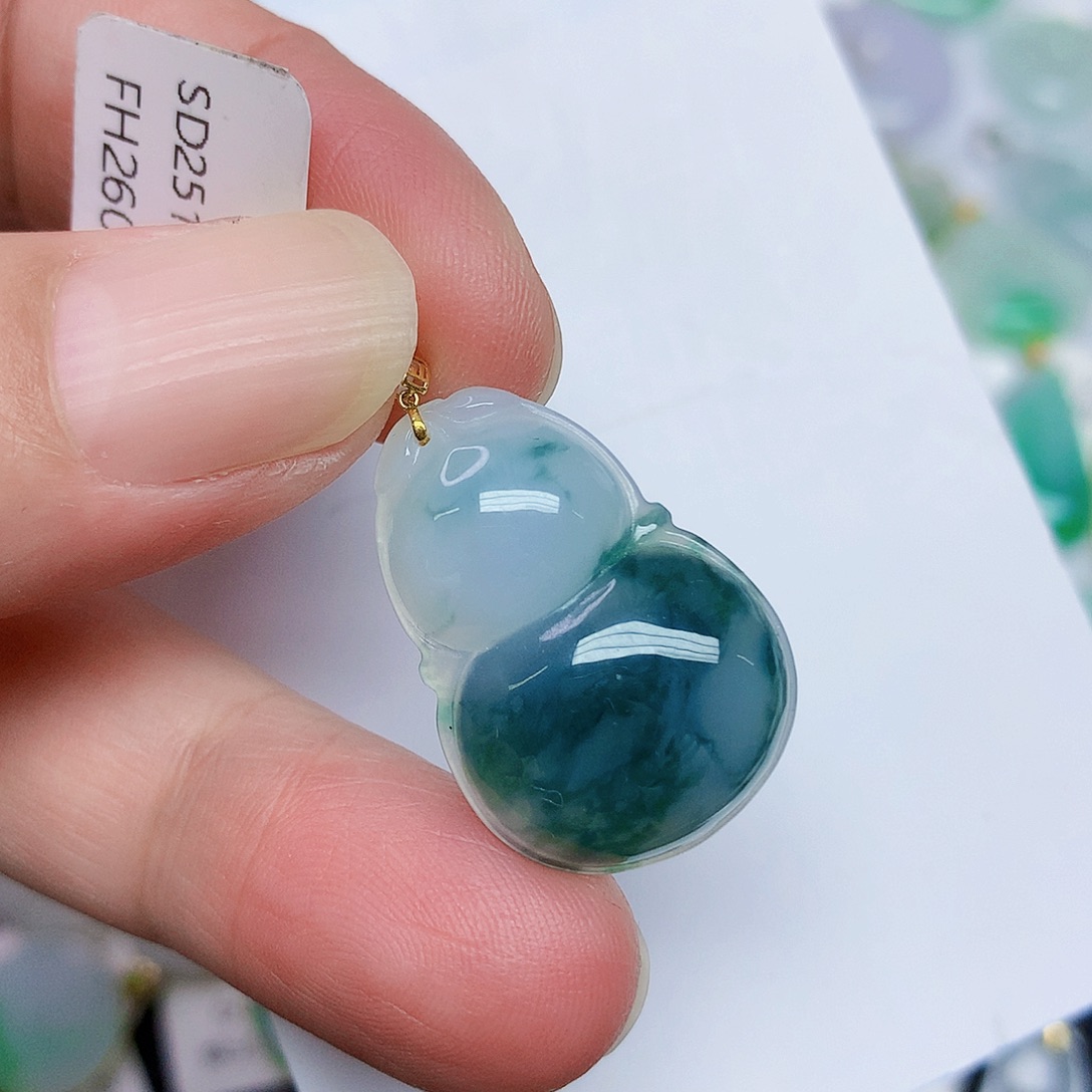 翡翠18K金镶嵌颈饰366778