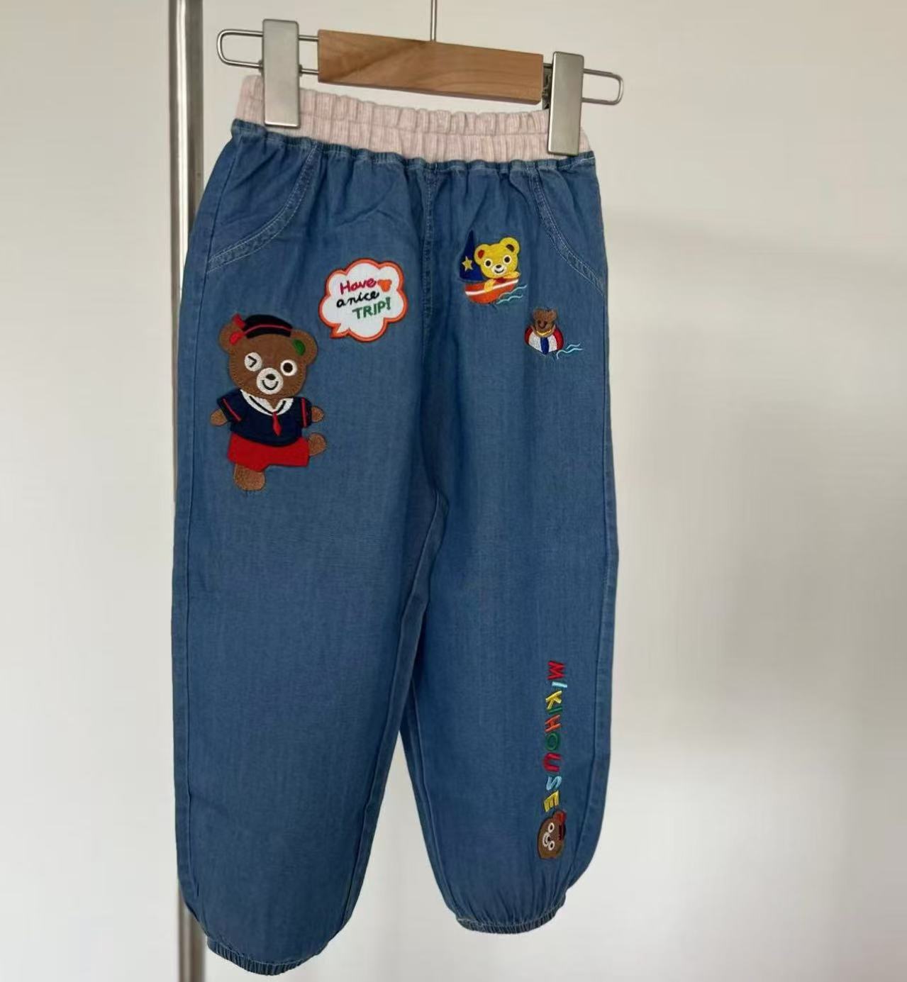 现货（软牛仔*柔软】夏季可爱宝宝重工刺绣小熊打招呼软牛仔