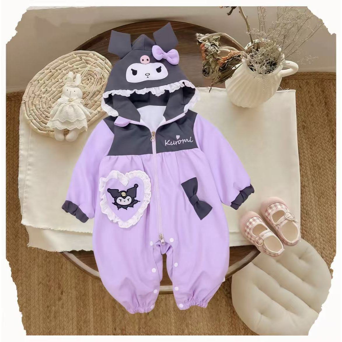 春秋婴儿时尚甜美卡通风外套爬服多巴胺可爱外出服