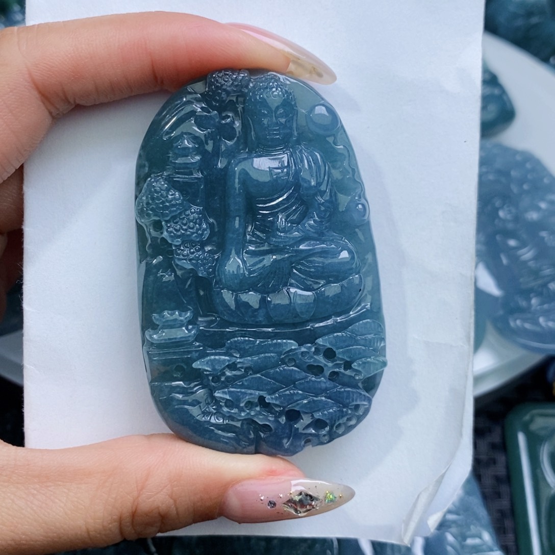 【闪购商品】翡翠颈饰未镶嵌11111111111