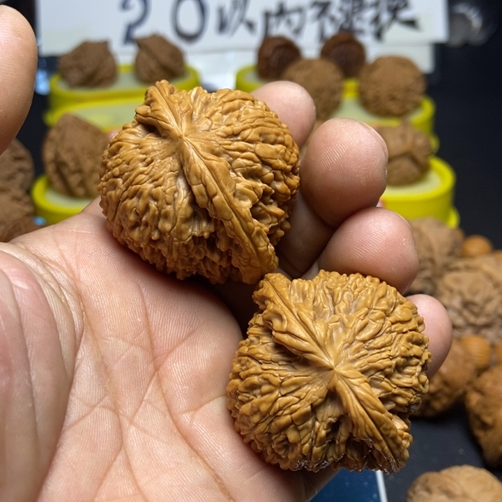 文玩核桃把件南疆石5