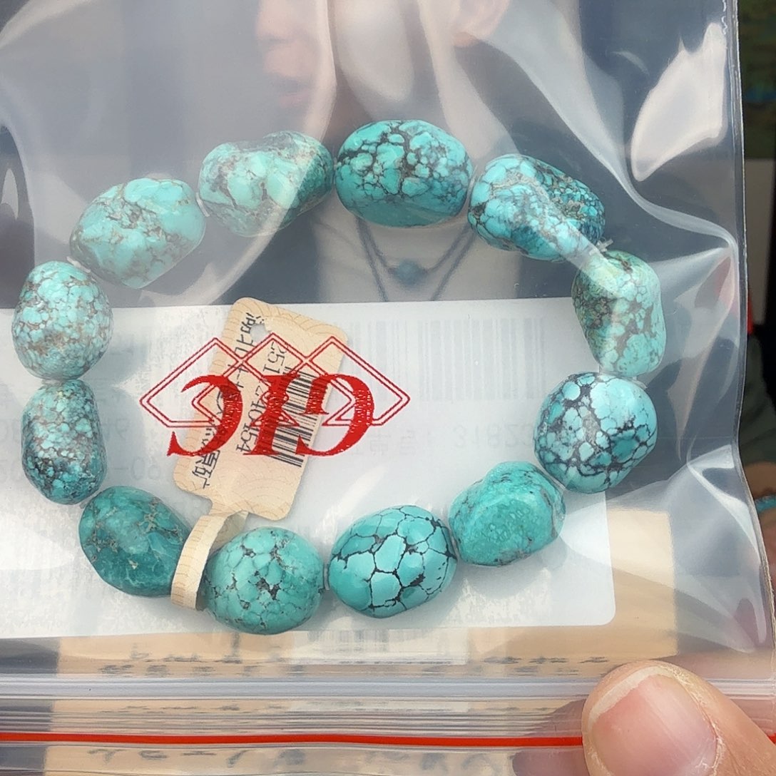 M***i绿松石未镶嵌珠宝奇石