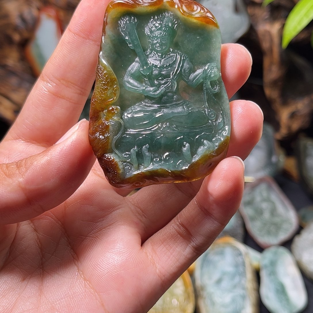 ᝰ***ꪝ翡翠未镶嵌颈饰不动