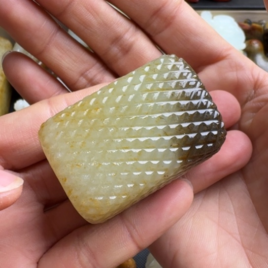 和田玉挂件未镶嵌随***看