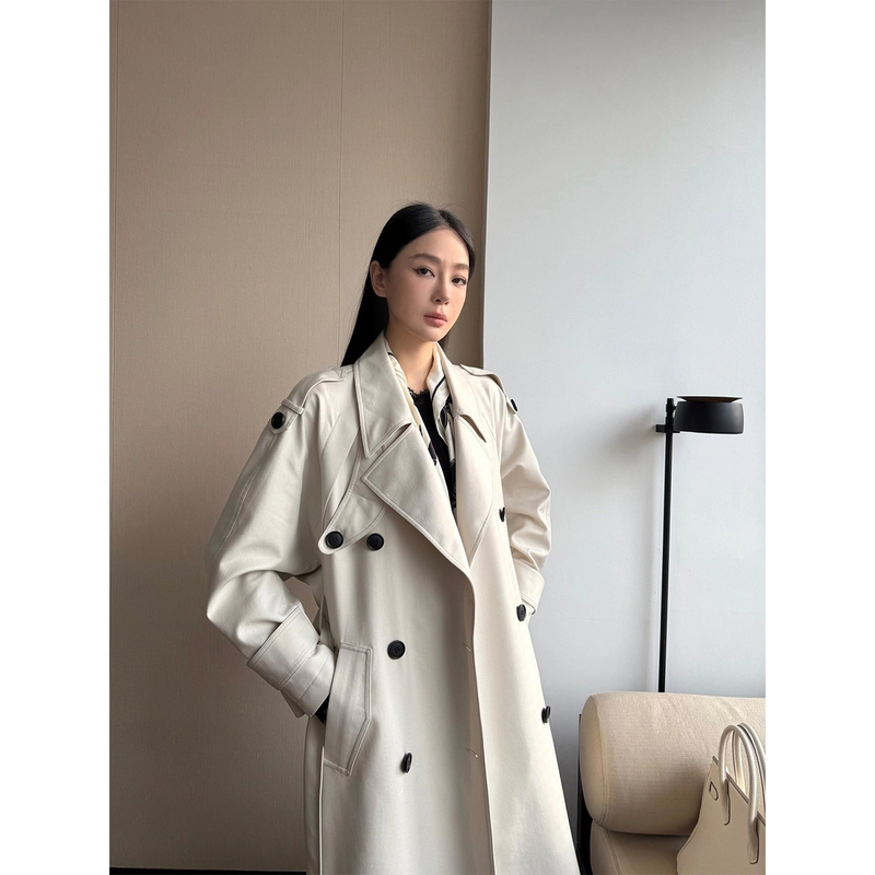 周淼ZHOUMIAO巴黎旧梦 经典廓形大翻领双排扣风衣外套ZM23W5161J