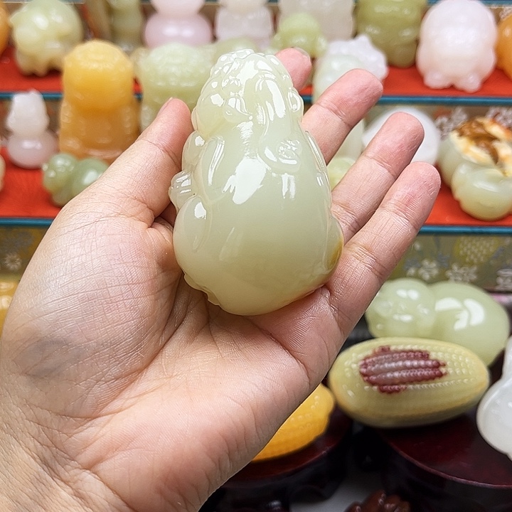 烁***石材貔貅手吧摆件