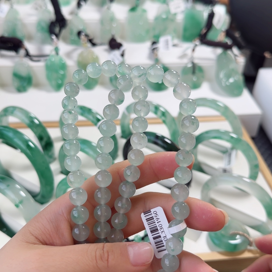 石英质玉项链未镶嵌