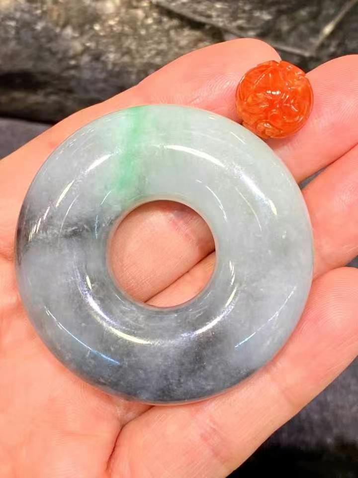 三彩翡翠平安扣吊坠