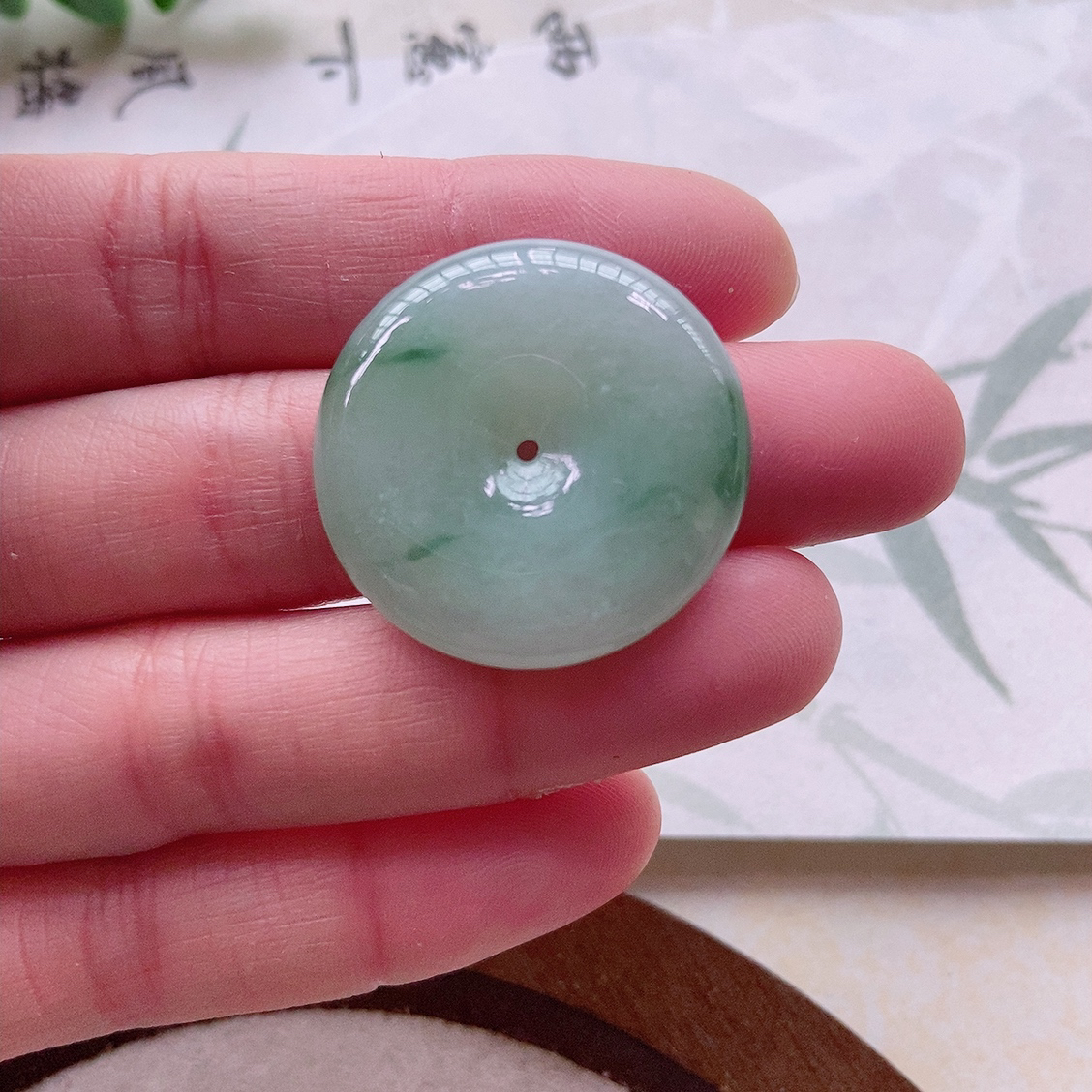 冰润晴底飘花平安扣吊坠天然翡翠A货 尺寸26×5.6mm