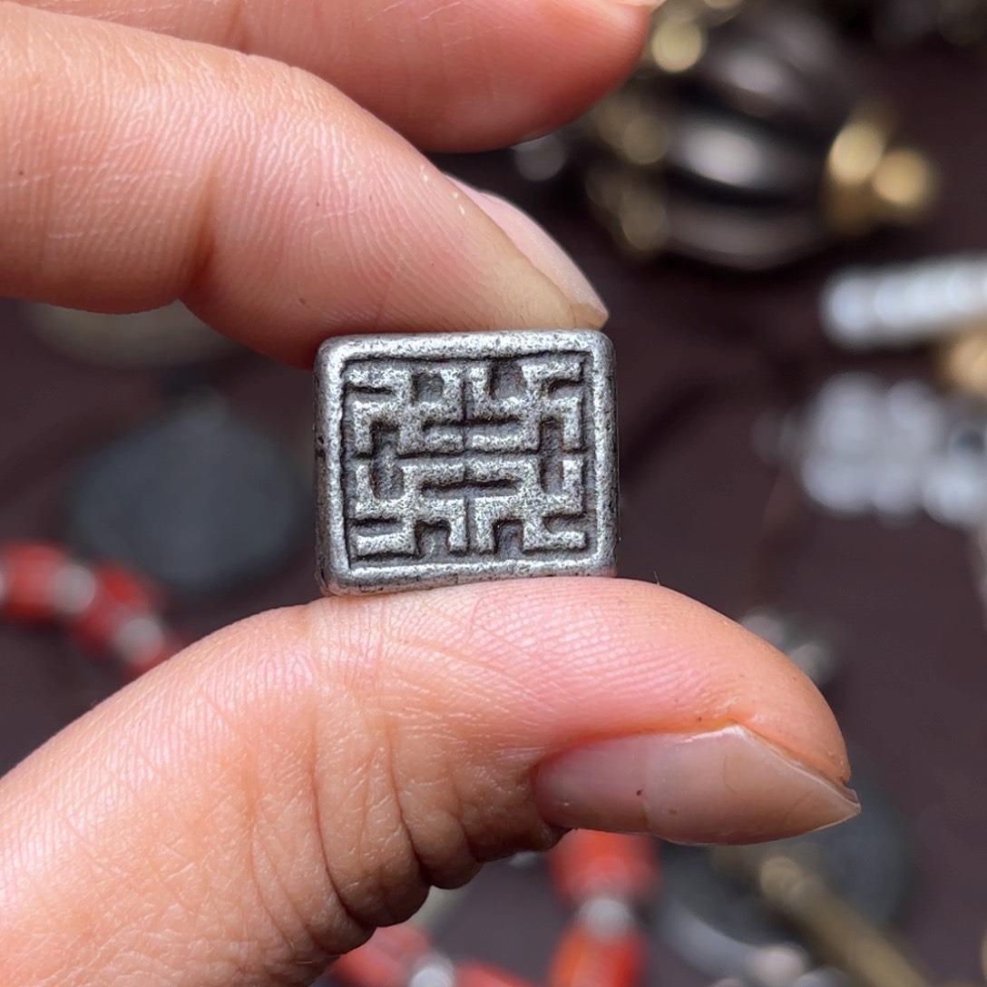 铜星月菩提吊坠项链