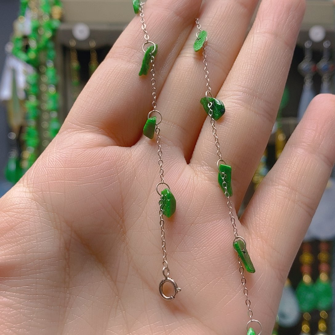 未镶嵌翡翠耳饰翡翠