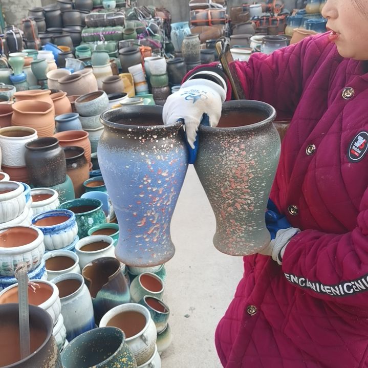 红陶口14高26两个