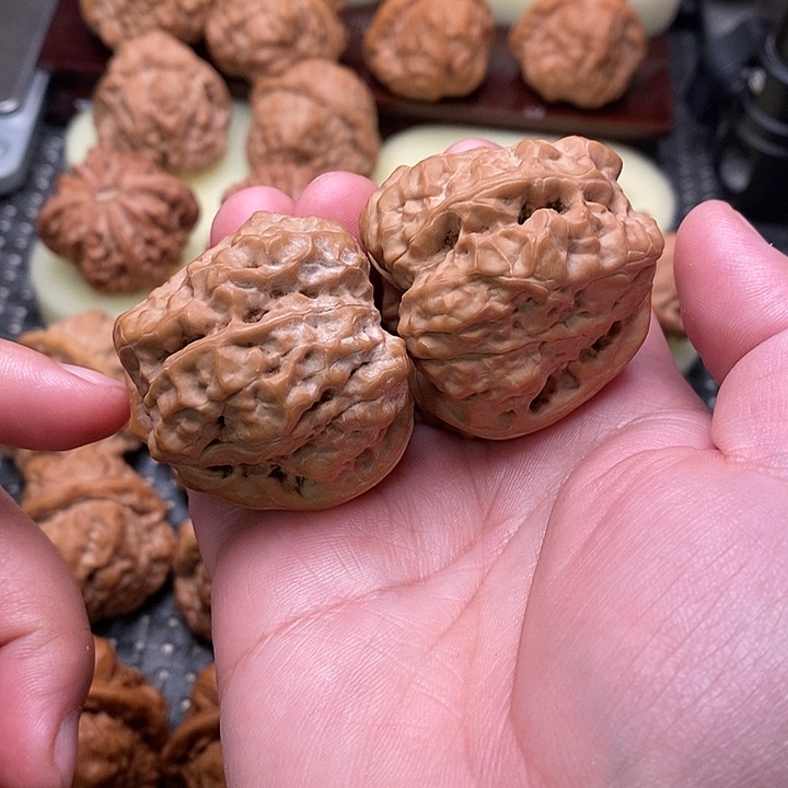 把件文玩核桃白****宝蛤蟆头