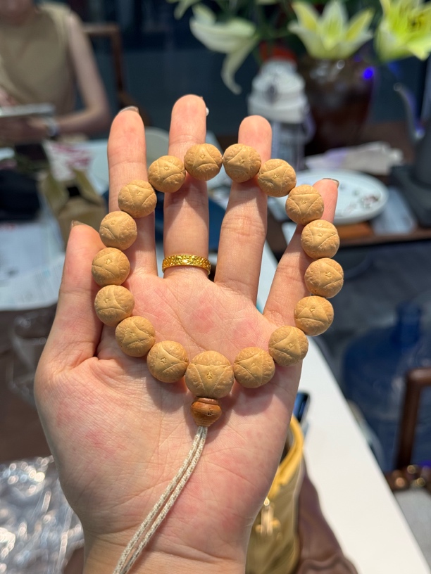 2025年新籽“玉龙”龙眼菩提手串