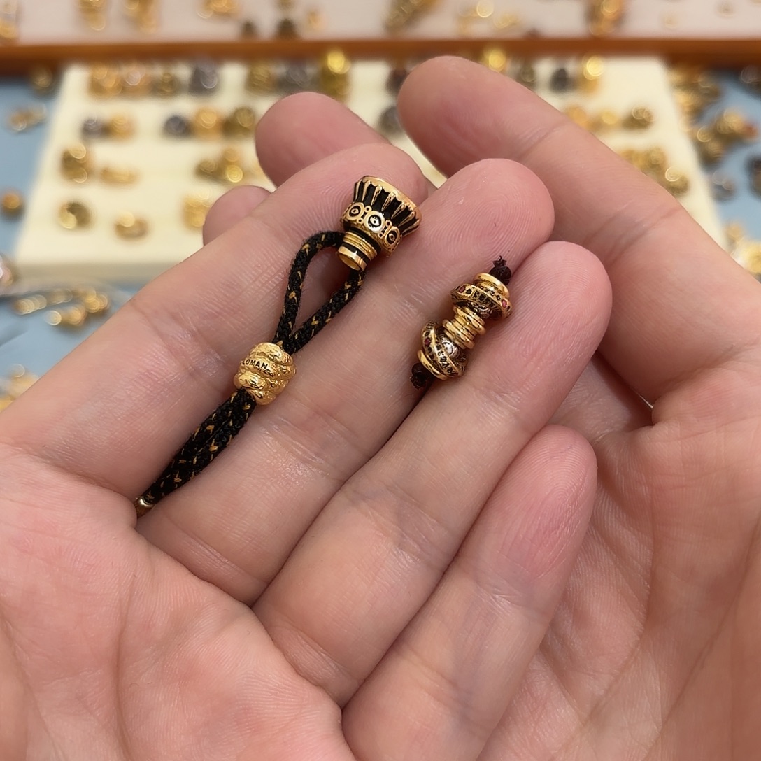 M***710塔头一套配饰啊啊啊啊啊啊