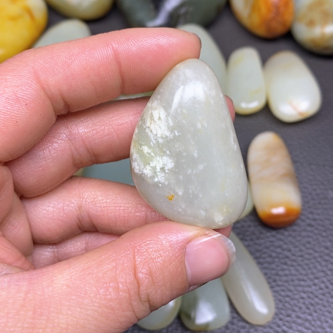 和田玉挂件^_^未镶嵌