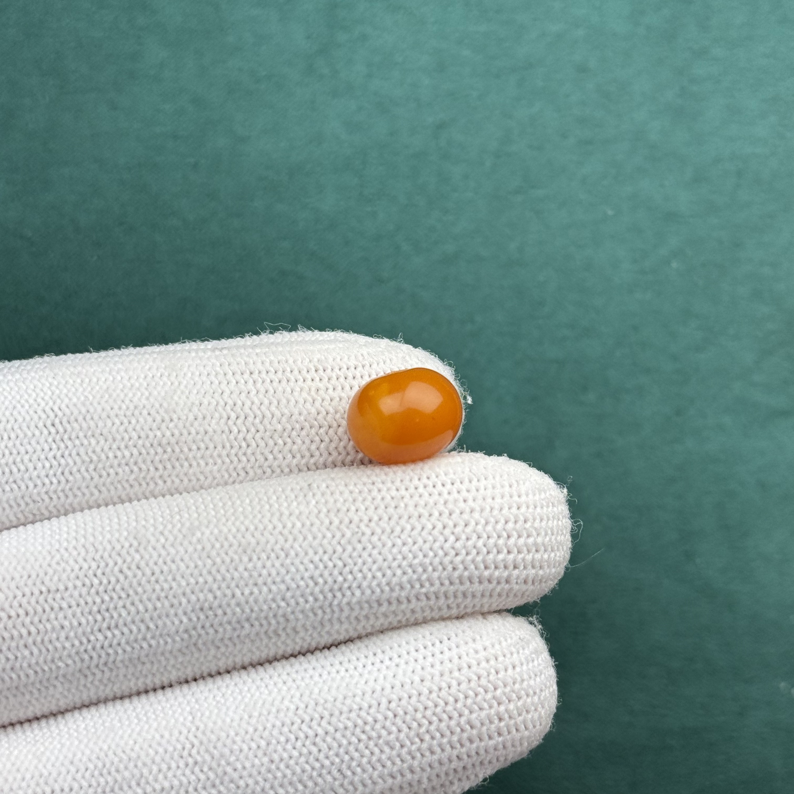 D7019天然原矿蜜蜡 鸡油红墩子11.5*8.9mm 支持鉴定 假一罚十