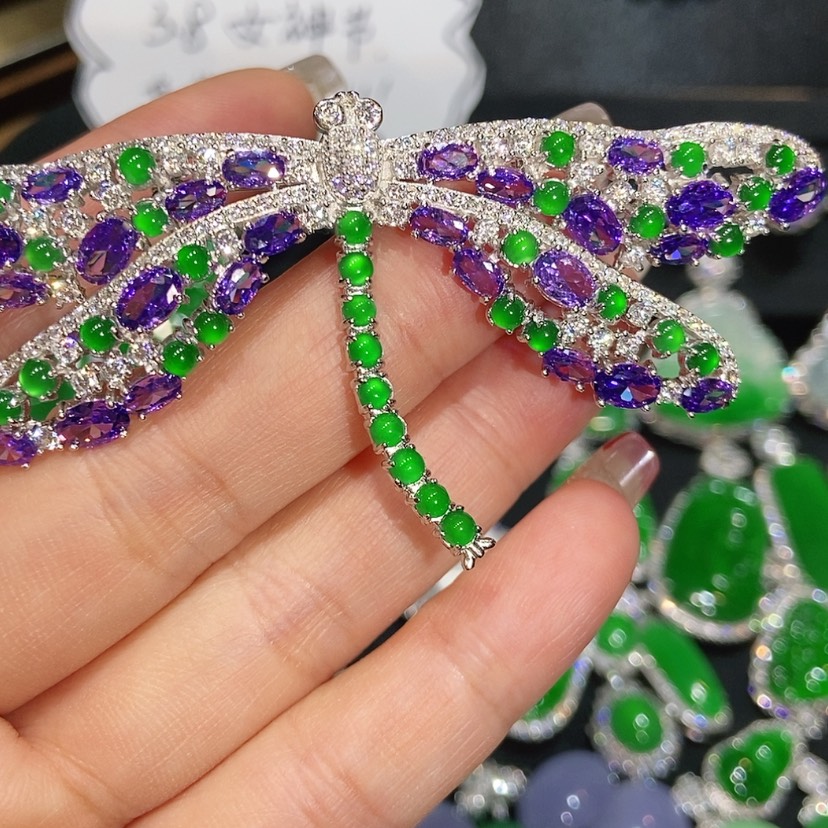 【闪购商品】翡翠颈饰未镶嵌天然翡翠