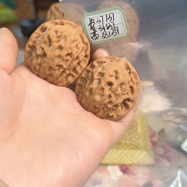 文玩核桃把件非嫁接北京