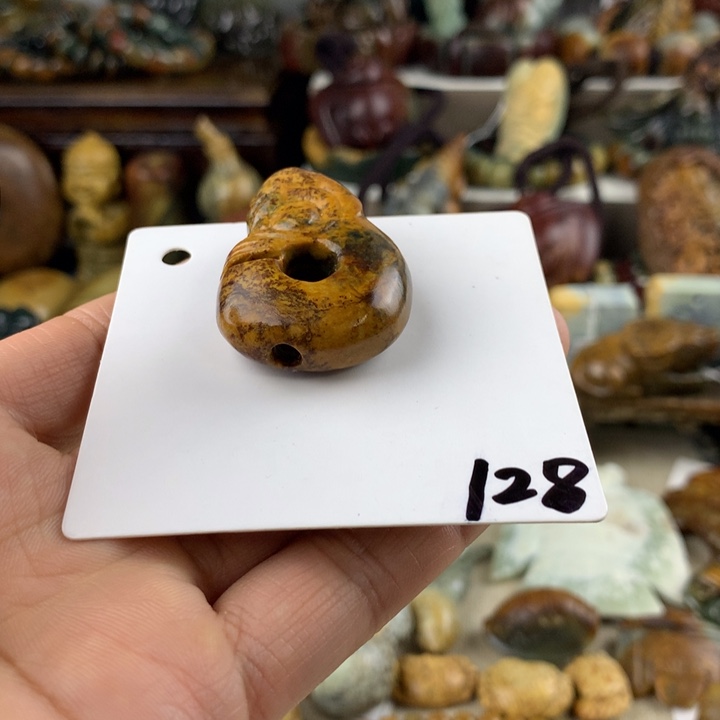 爆***罗岫岩河磨玉（透闪石质玉）未镶嵌珠宝奇石