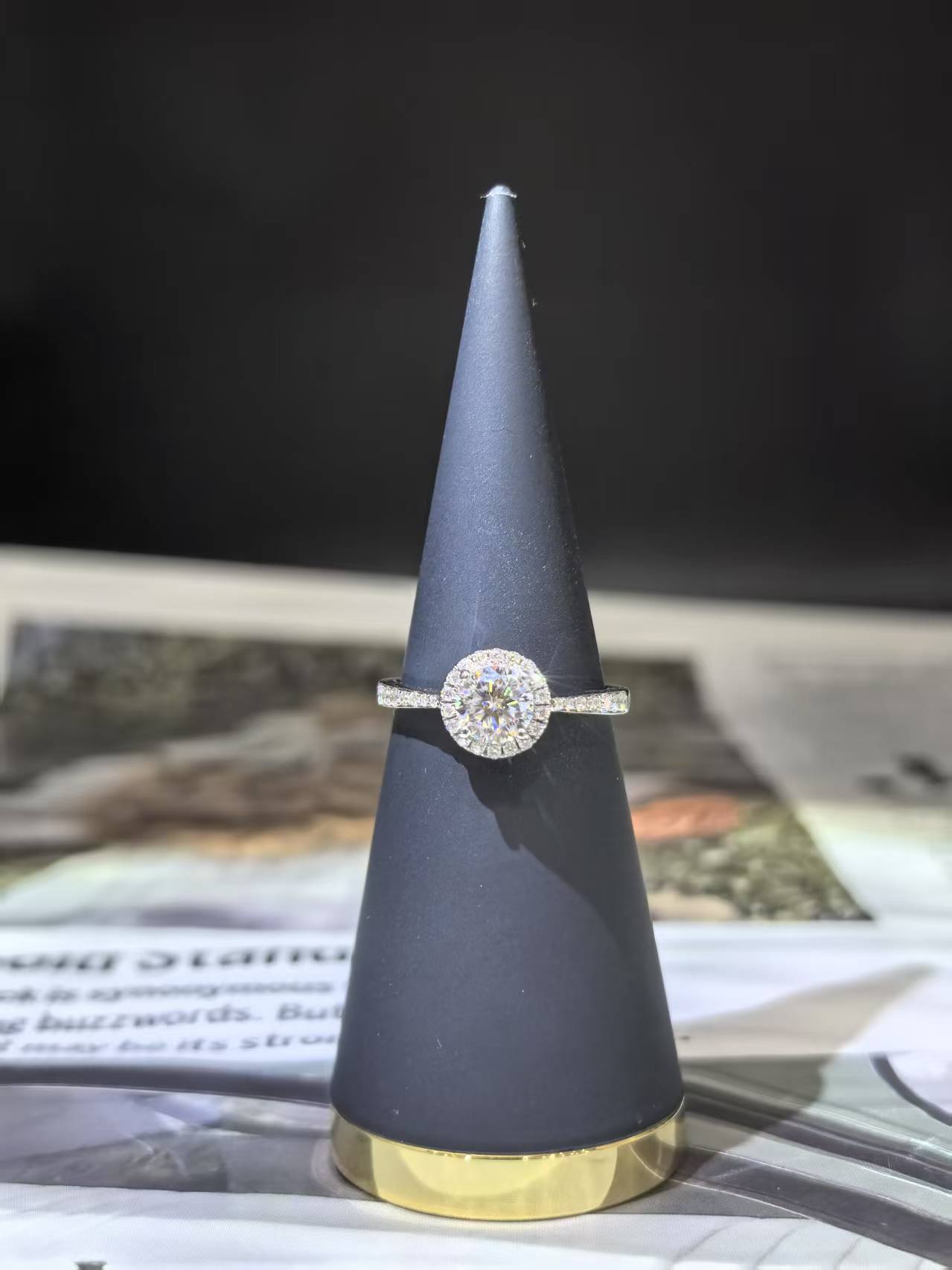 925银银制品 AU750微镶圆包戒指