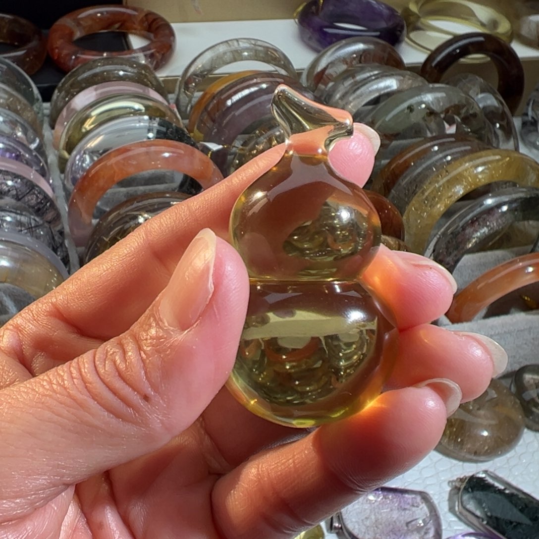 颈饰未镶嵌水晶H***G天然黄水晶葫芦吊坠