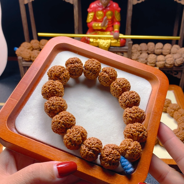 金刚菩提吊坠3号22蜂王梅花