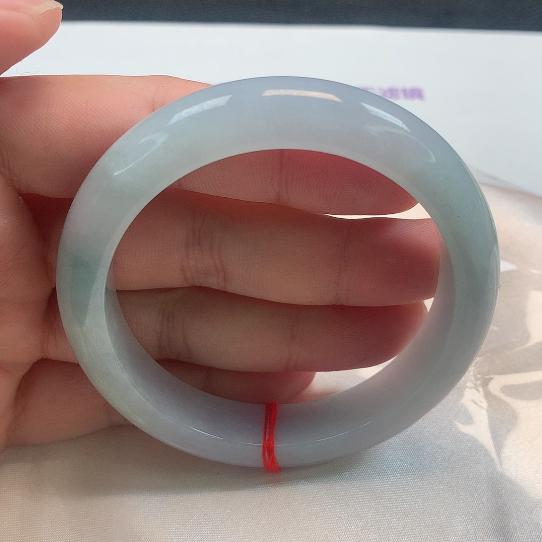 翡翠手镯未镶嵌268号