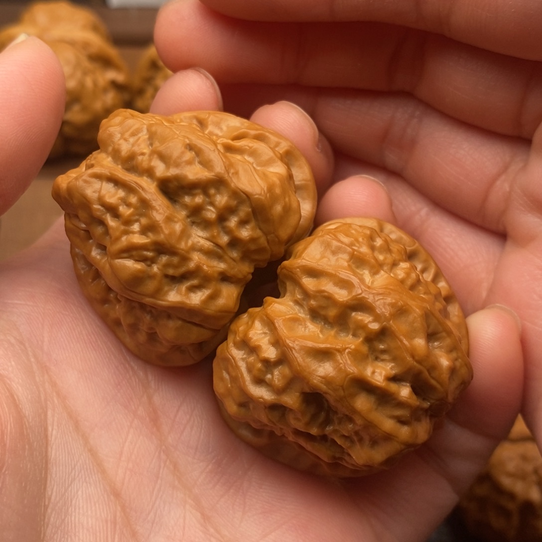 文玩核桃把件开背肌肉蛙边39左右