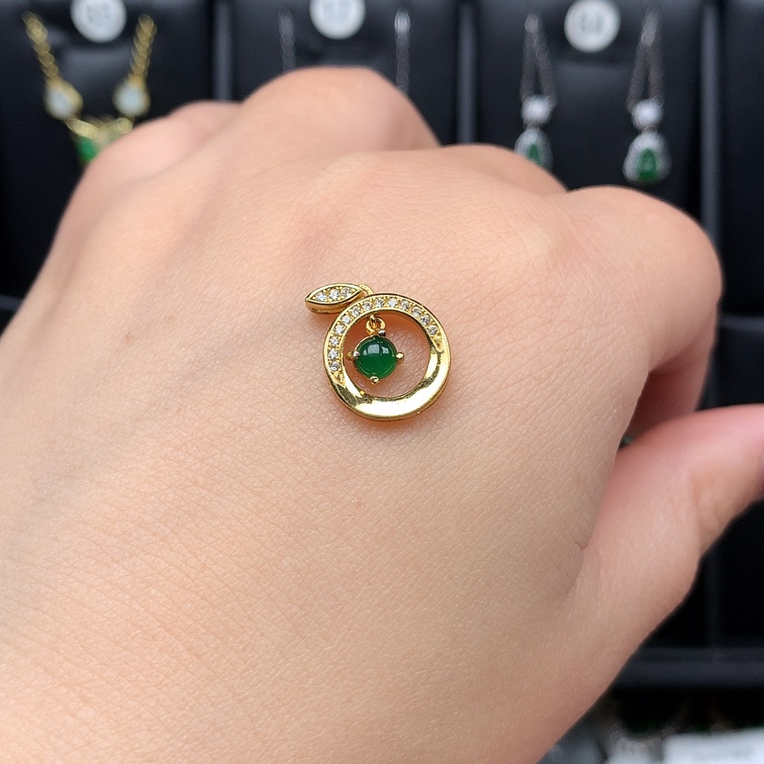 翡翠银S925镶嵌颈饰