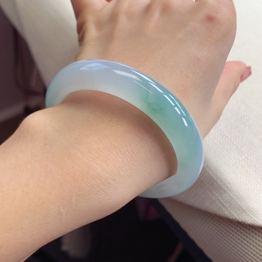 翡翠手镯未镶嵌35号