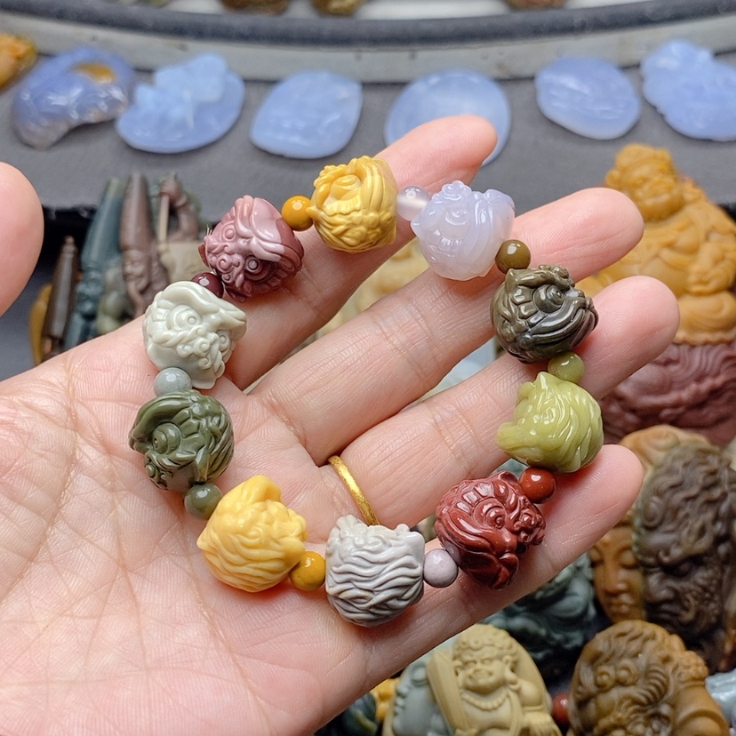 【闪购商品】定制石英质玉吊坠未镶嵌