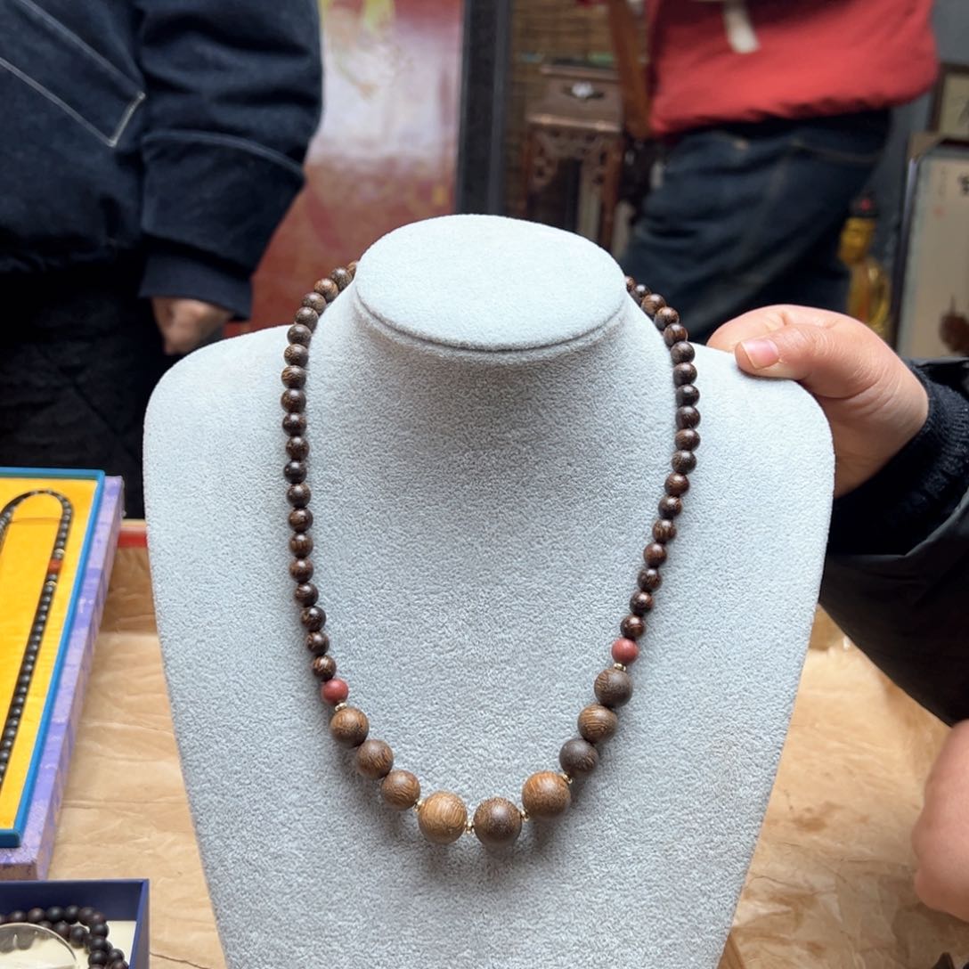 大叶紫檀（黑酸枝木类）