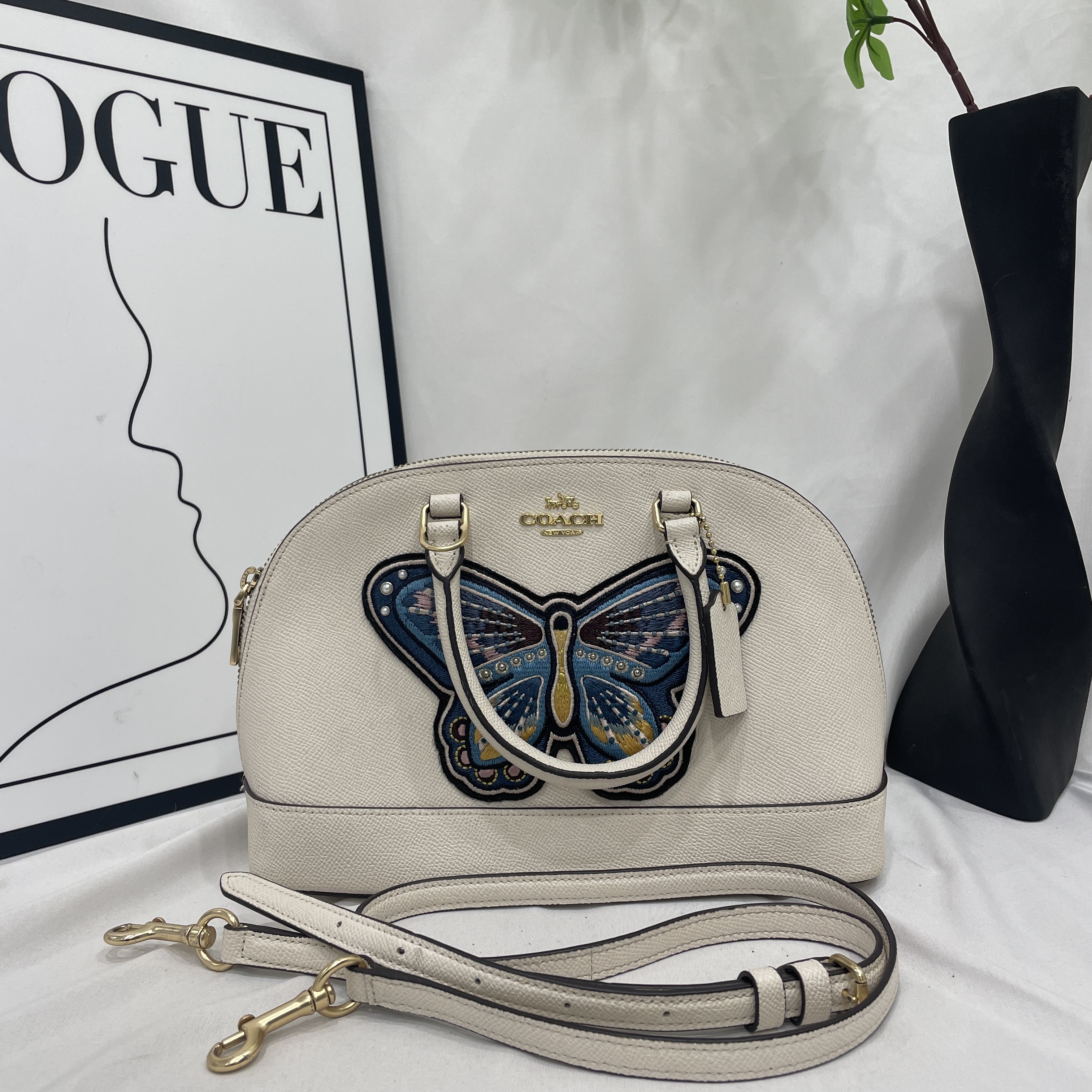 95新 COACH/蔻驰 蝴蝶贝壳手提斜挎包/15442