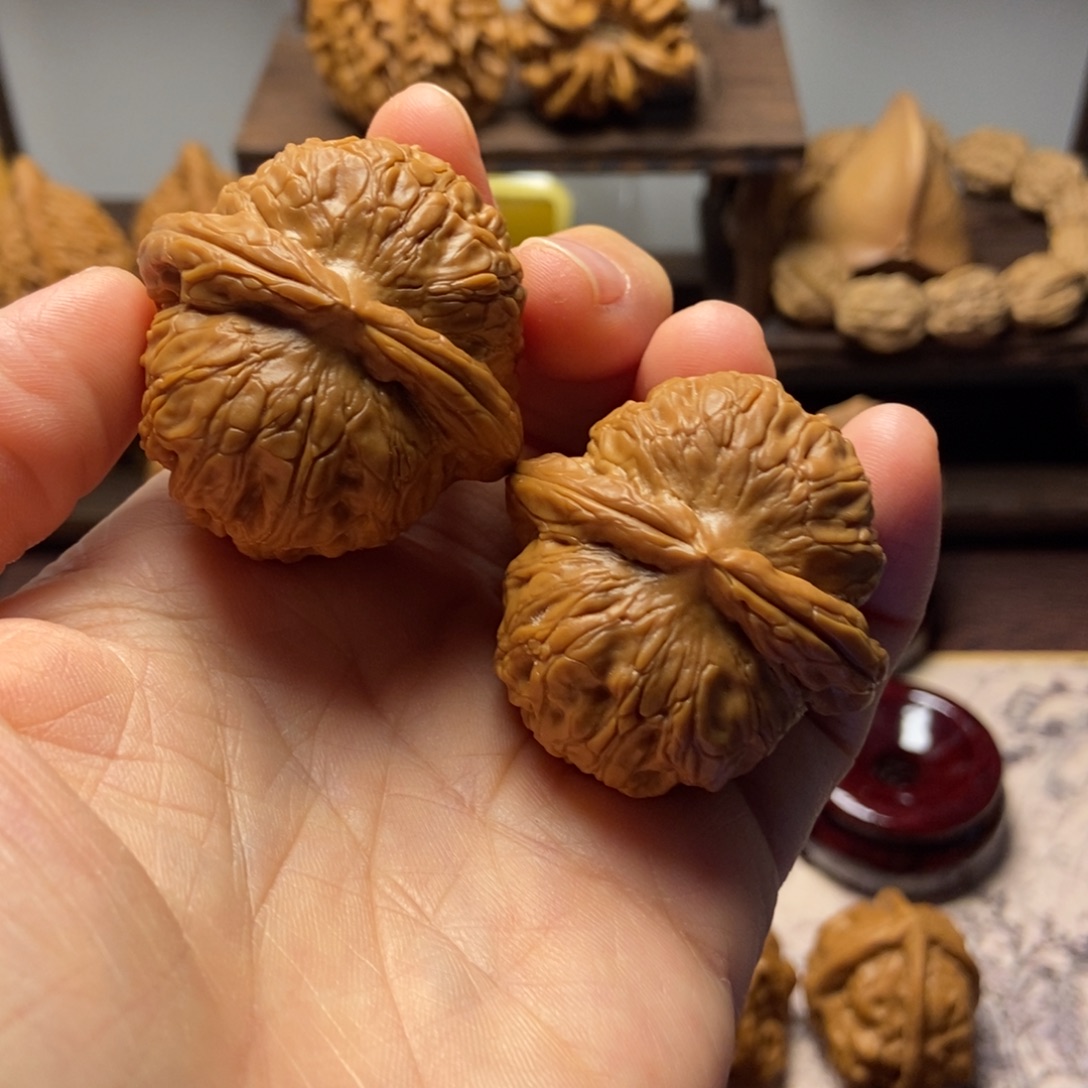 文玩核桃把件全品元宝尺寸40