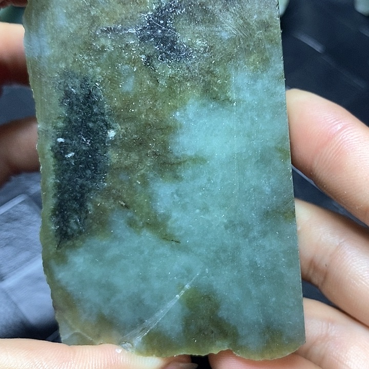 和田玉毛料未镶嵌