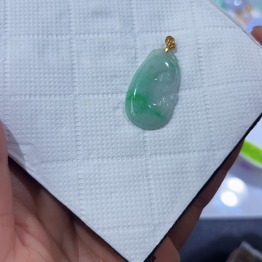 翡翠吊坠(不含链)未镶嵌