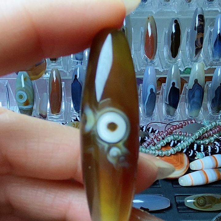 玛瑙/玉髓颈饰合金