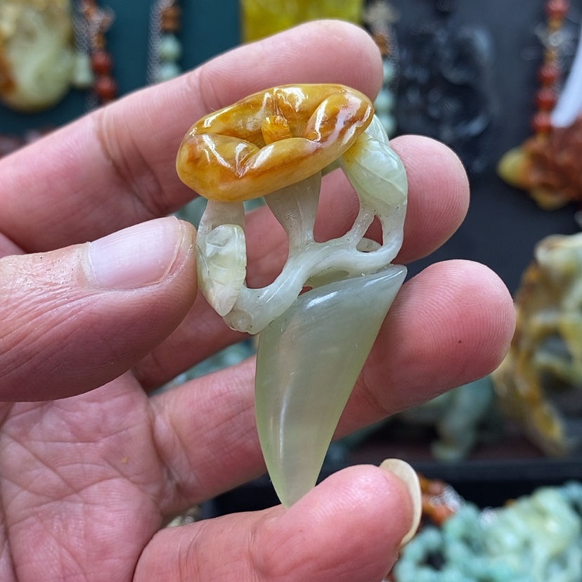 【闪购商品】未镶嵌岫玉吊坠