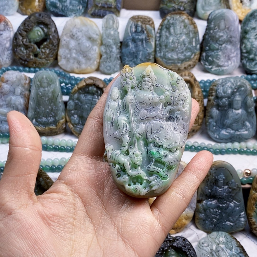 浮***闲定制翡翠未镶嵌翡翠定制链接